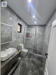 Spacious house with 4 bedrooms image 19