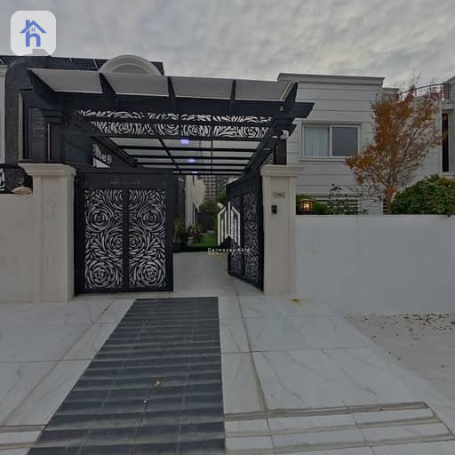 Luxury House with 360°