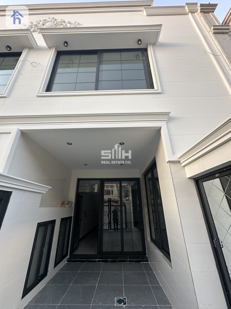 Charming Home in Prime Location Resim 2