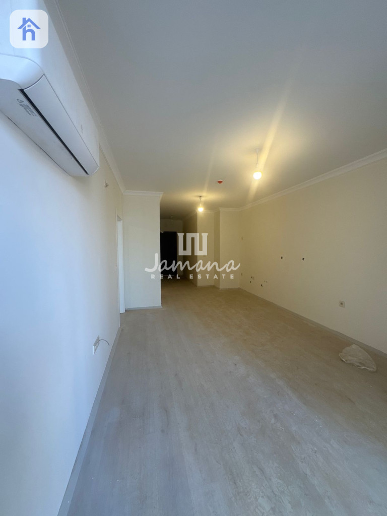 Bright Apartment near Lalav Airport
