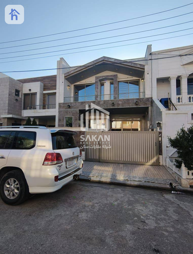 Spacious 4 Bedroom House in Farmanbaran
