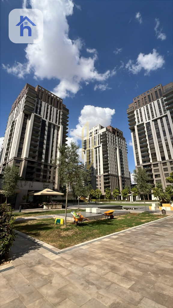Luxury Apartment Image 20