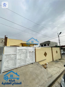 Spacious House in Ozal City image 1