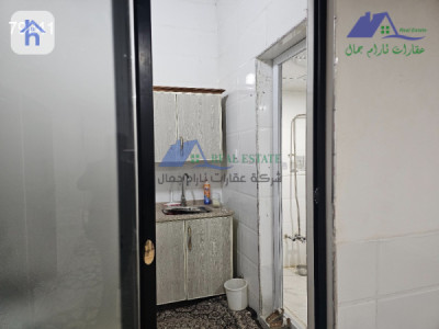 One Floor House image 6