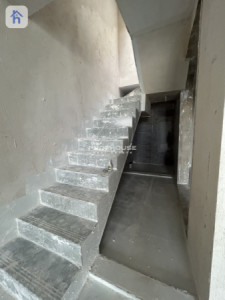 خانوو بەرامبەر باخچە وێنە 5