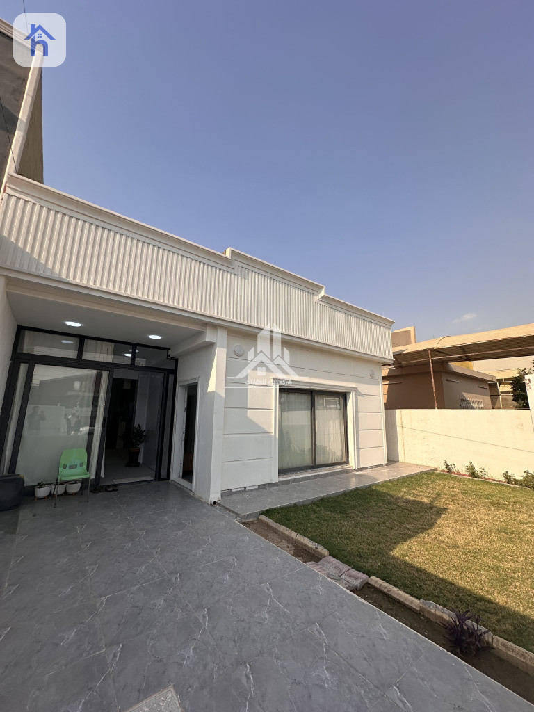 One Floor House Image 2