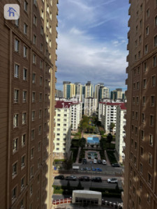 Cozy 3 BR Apartment in Prime Location image 8