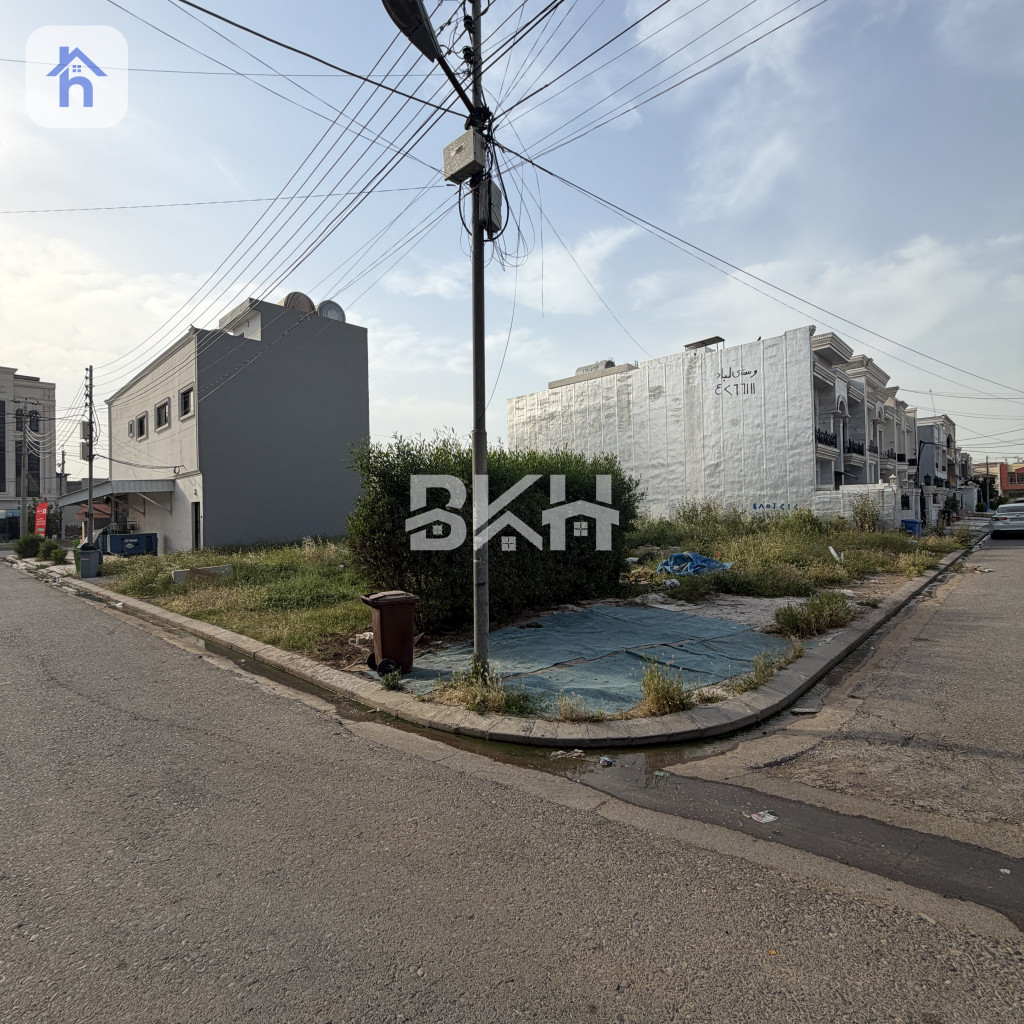 Residential Plot Opposite Garden