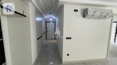 Luxurious Apartment in Rami Towers Image 5