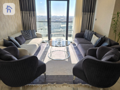 Luxurious Residence at Sky Towers image 4
