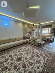 منزل مريح ب4 غرف نوم للبيع صورة 3