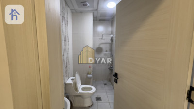 شوقەی دوو ژووری نوستن مۆدێرن لە سەنتەری پارک وێنە 6