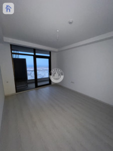 Luxurious 3-bedroom apartment with great views Image 8