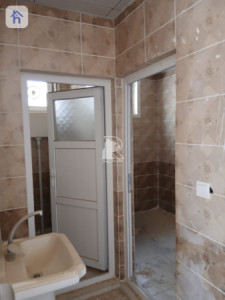 One Floor House image 5