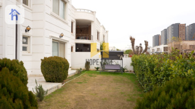 Modern 5-Bedroom House in Erbil Image 3