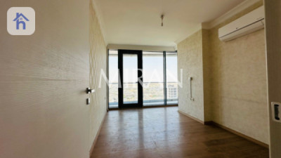 Spacious 16th Floor Apartment image 2