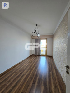 شوقەیەکی فراوانی چوار ژووری نوستن لە تاوەری ئەل ڕۆیا وێنە 7