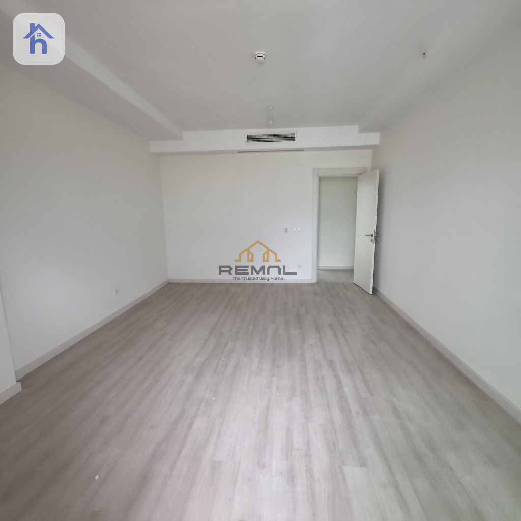 Biggest 2+1 apartment in Empire Square for sale Resim 2