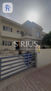 House Opposite Garden image 1