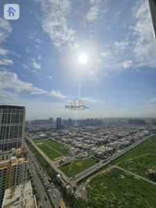 Spacious apartment with stunning views Image 8