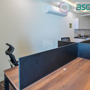 Furnished Office For Rent Image 3