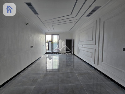 منزل بخمس غرف نوم كبير للبيع صورة 4