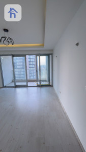 Spacious 2-Bedroom Apartment image 3