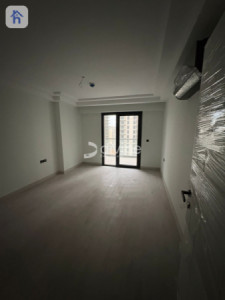Spacious apartment with contemporary design — 1
