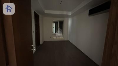 Luxurious 6 Bedroom Apartment for Sale Image 5