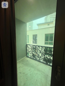 Spacious 2-Bedroom Apartment image 10