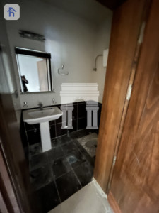 Spacious Villa with 4 Bedrooms Image 17