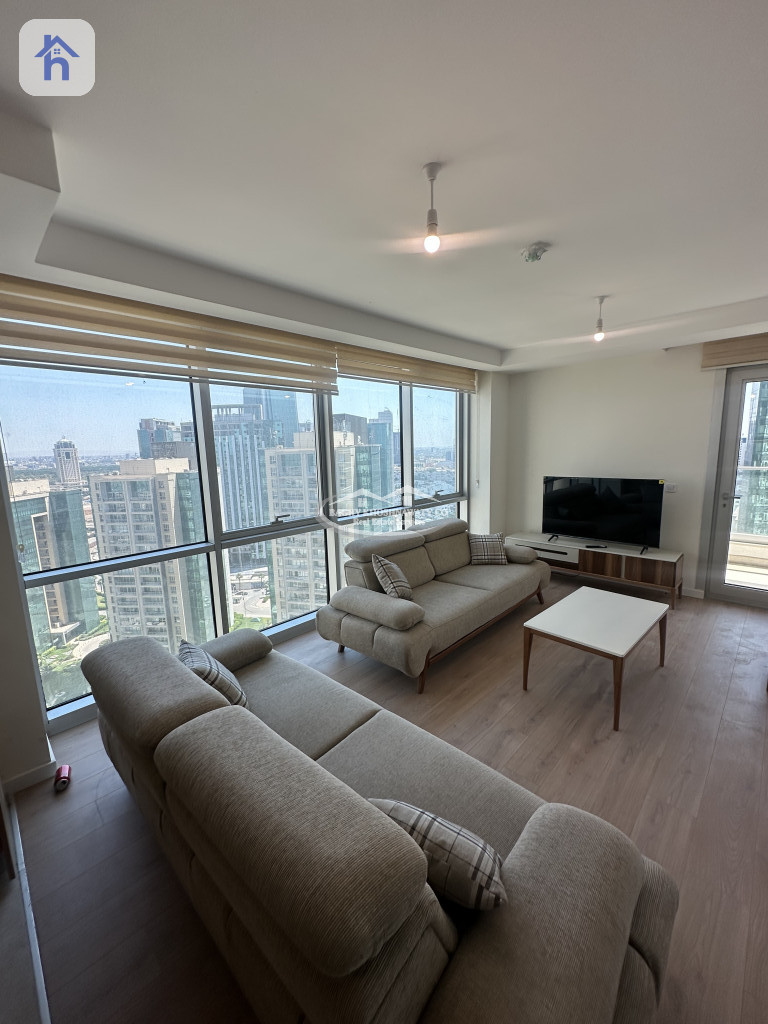 Cozy One-Bedroom Apartment in Empire Wings