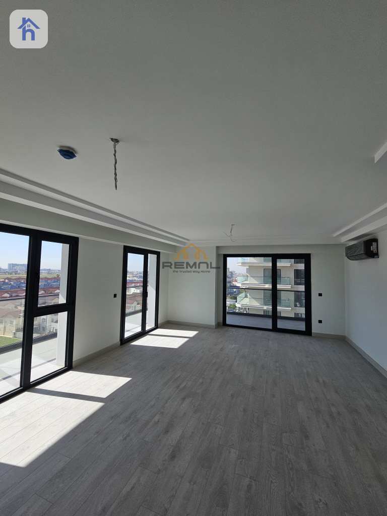 Spacious Apartment in Rami Towers