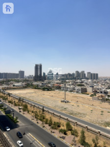 Spacious Apartment with 4 Bedrooms Resim 3