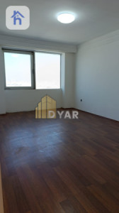Spacious Apartment with 3 Bedrooms Image 6