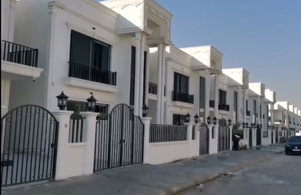 منزل عائلي واسع في زانير ستي