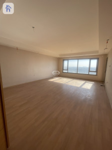 Spacious 3 Bedroom Apartment with Stunning Views Resim 6