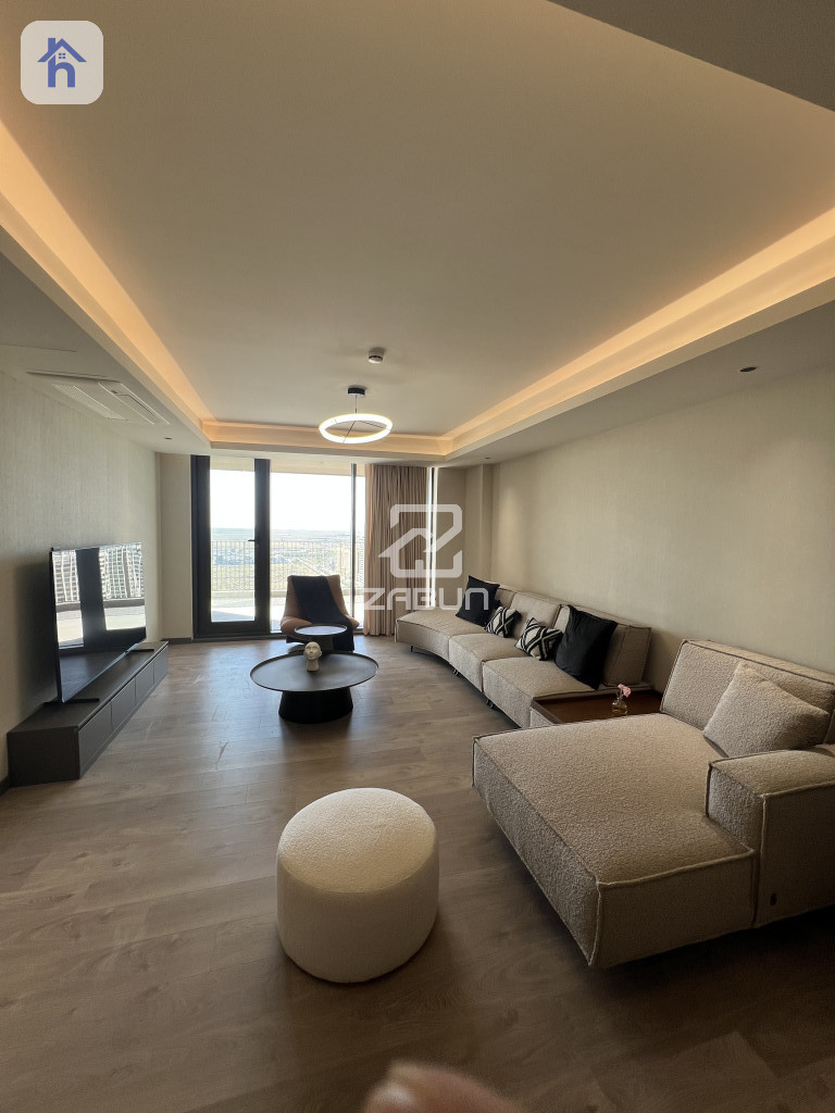 Spacious Apartment in Cavalli Tower