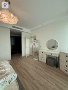 Corner Apartment image 5