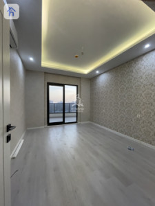 Spacious 3 Bedroom Apartment image 5