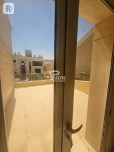 Luxury House image 16