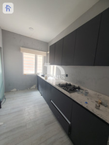Commercial House in Italian Village 1 Resim 11