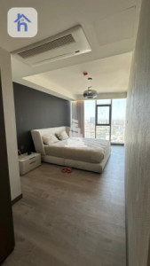 Luxury 4-Bedroom Apartment with Stunning Views image 5