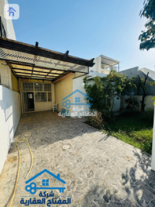 One Floor House image 2
