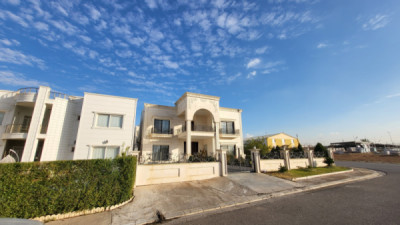 Gorgeous 5-Bedroom House in Ganjan City image 1
