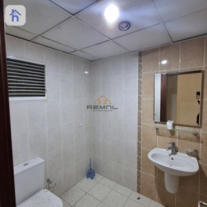 Elegant 3-Bedroom Apartment image 11