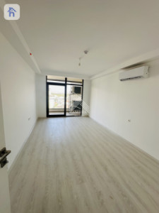 Luxurious Apartment in Empire Pearl Towers image 1