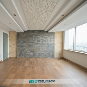 Building for sale on a main 60-meter street opposite the Yellow Hall Resim 9