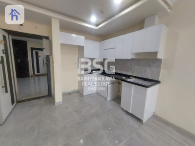 Modern 1-Bedroom Apartment Image 3