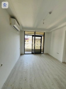 شقة بواجهة داخلیة image 2